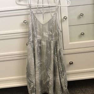 RVCA Tilly’s Floral Dress!!